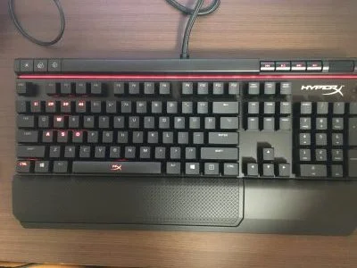 デバイスレビュー】Kingston ゲーミングキーボード 赤軸 HyperX Alloy